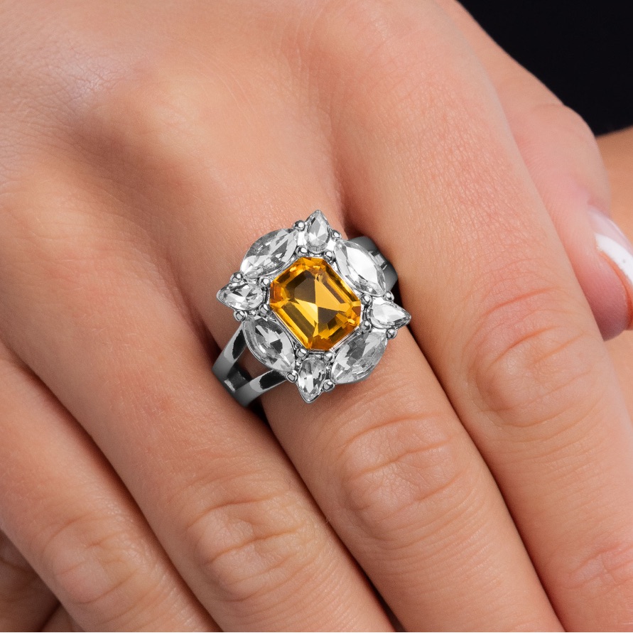 Nwt Yellow/Silver Gem & White Rhinestones Ring